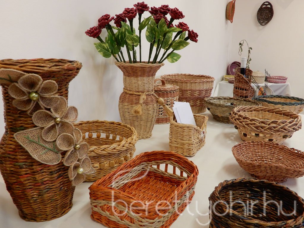 A berettyóújfalui papírfonó kör kiállítása 26